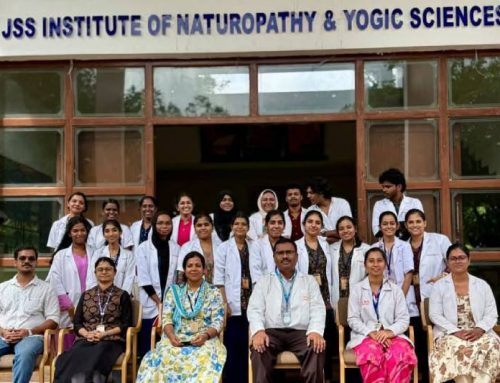 Today, the second-year students and faculty members from Ashtamgam Ayurveda Chikitsalayam College visited JSS Institute of Naturopathy and Yogic Sciences to gain firsthand knowledge and practical exposure to the principles and practices of Naturopathy and Yoga.